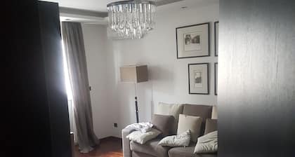 5 stars luxury home.