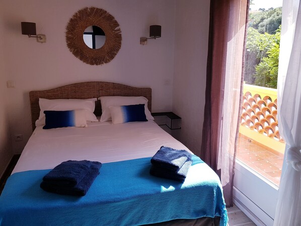 2 chambres, fer et planche à repasser, Wi-Fi, literie fournie