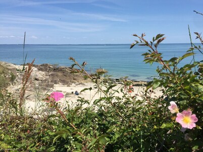 "Secrets of Petit Rohu" - 2ch, garden & beach