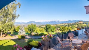 Outdoor dining - Homerez - House in Reignier-Esery (Reignier-Esery)