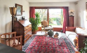 Cheminée, chaîne hi-fi