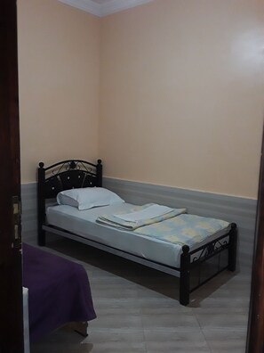 2 slaapkamers, een strijkplank/strijkijzer, wifi