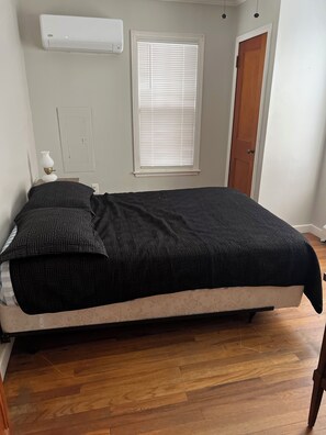 3 bedrooms, iron/ironing board, free WiFi