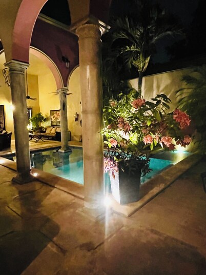 Casa Sur, Hacienda Living in Merida Centro