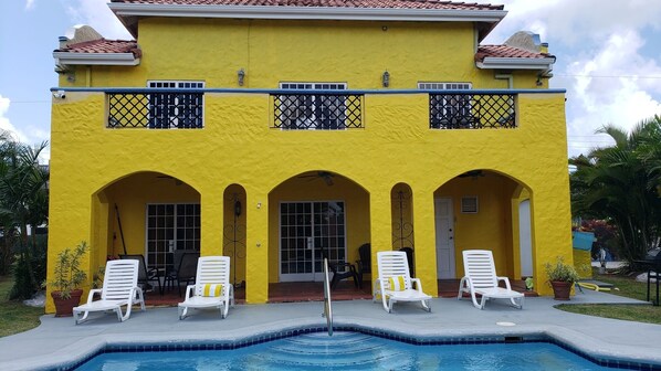 Pool - Tobago Escape -Kias Villa (Bon Accord)