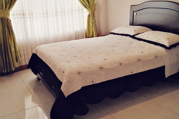 Wifi gratis y ropa de cama