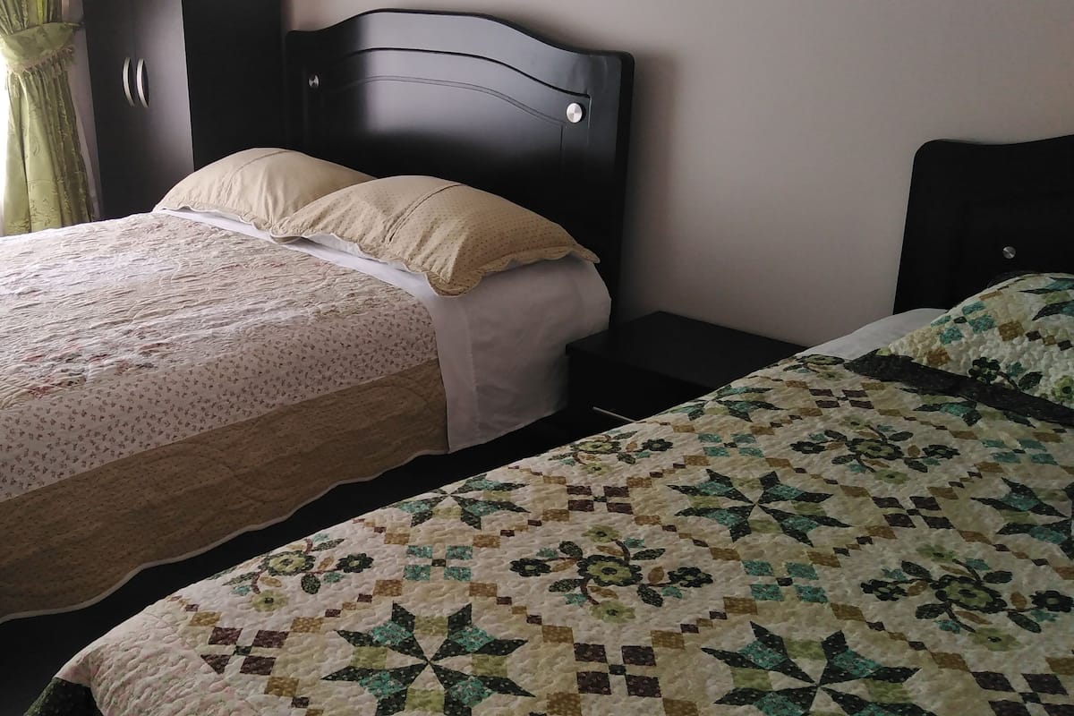 1 habitación, wifi gratis y ropa de cama