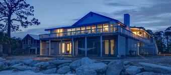 Blue Seahorse *Carrabelle/Eastpoint/St. George FL Beachfront* Pet-Friendly**