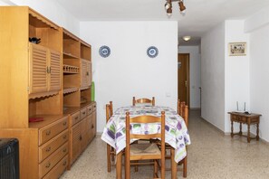 Dining - LIDER, 10-B (Cullera)