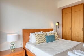 1 chambre, fer et planche à repasser, lit parapluie, Wi-Fi gratuit