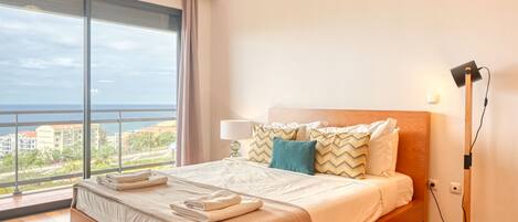 1 bedroom, iron/ironing board, travel cot, free WiFi