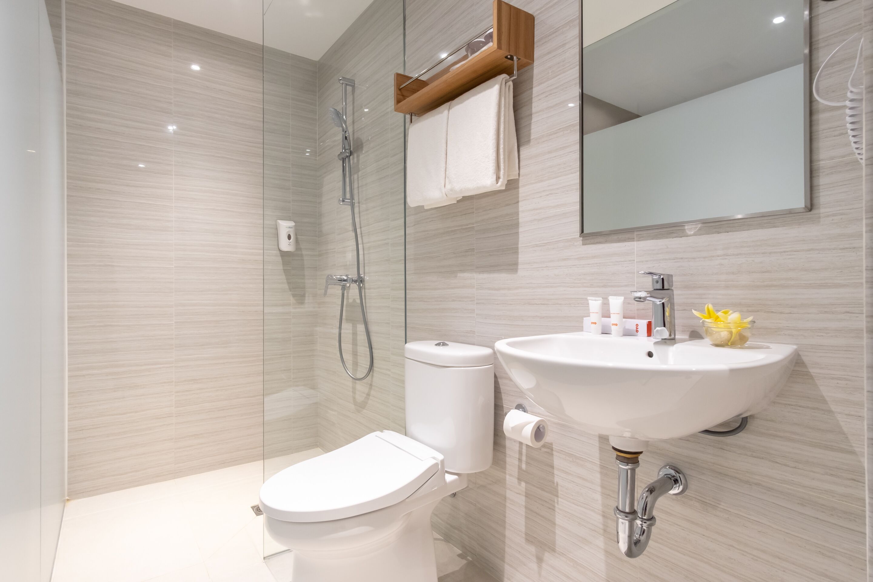 standard double room | bathroom | shower, slippers, towels