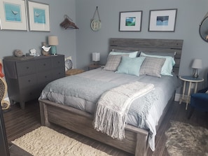 1 bedroom, memory-foam beds, Internet, bed sheets - Inspired by the sea! Total relaxation in the heart of the Trinity Bight! (Trinity)