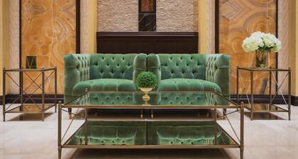 Top Floor Luxury 2BR Beach Apartment with Full Sea View