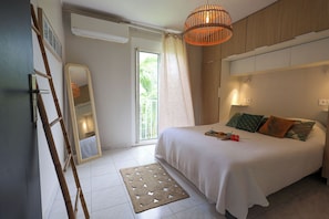 1 bedroom, iron/ironing board, free WiFi, bed sheets