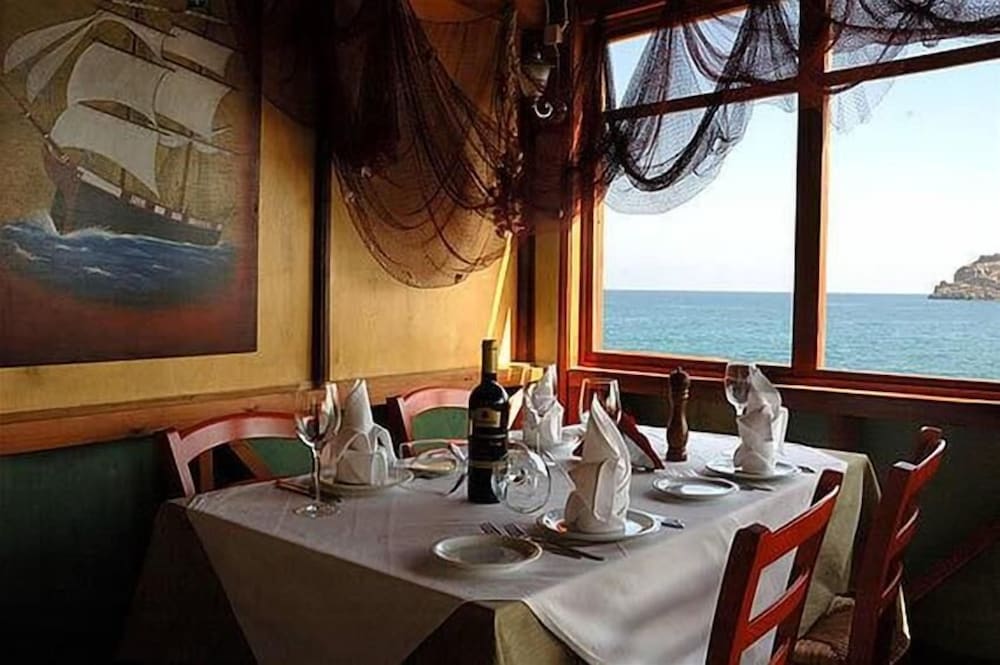 Aristea Hotel by null