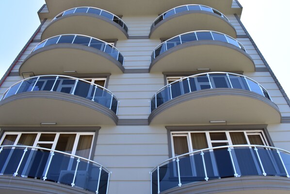 Interior entrance - Nakashidzes Apartments (Batumi)