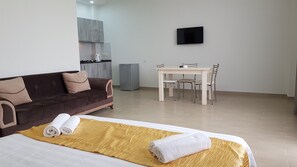 Minibar, soundproofing, free WiFi - Nakashidzes Apartments (Batumi)