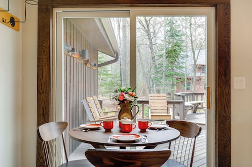 Game Room! Mid-Century Escape in the Northwoods