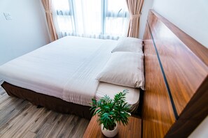 Apartment, 1 Schlafzimmer | Minibar, Schreibtisch, laptopgeeigneter Arbeitsplatz