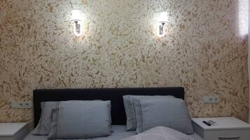 1 bedroom, iron/ironing board, free WiFi, bed sheets