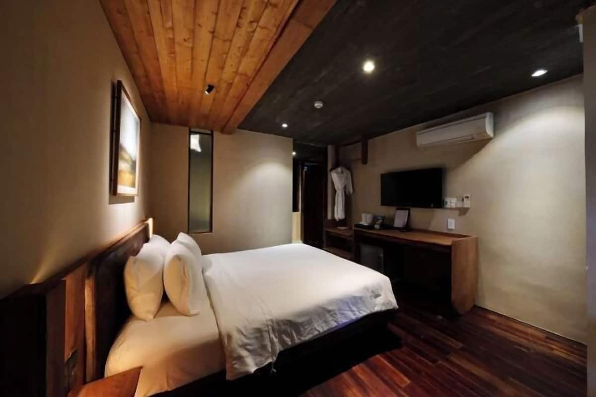 Sistema de insonorización, wifi gratis y ropa de cama