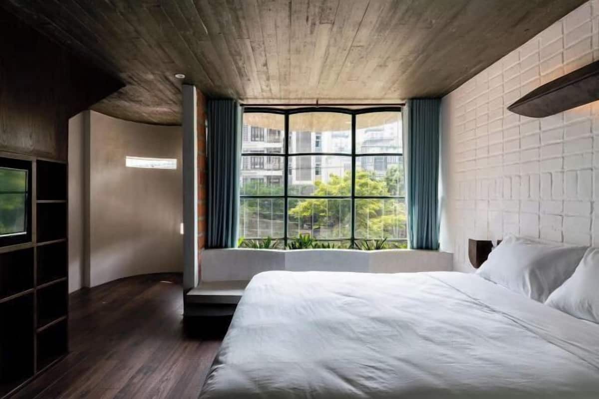 Pillow-top beds, soundproofing, free WiFi, bed sheets