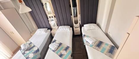 家庭开间套房 | 特色装修、特色家居、隔音、熨斗/熨板