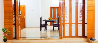 Madurai Homes Stay with Classic Architecture Rooms