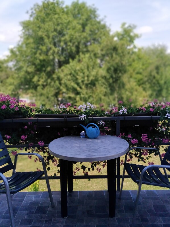 Deluxe Studio | Garden view