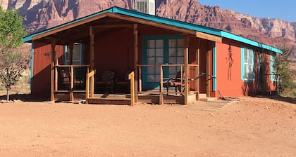 Comfortable Home with Breathtaking Views of the Vermilion Cliffs Wilderness