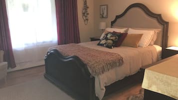 1 chambre, lit avec matelas en mousse à mémoire