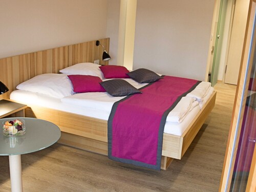 Doppelzimmer groß (mit Balkon/Terrasse) - Brauerei-Gasthof Pfister