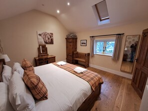 2 Schlafzimmer, Bügeleisen/Bügelbrett, Reisekinderbett, kostenloses WLAN