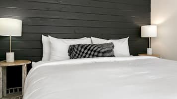Iron/ironing board, free WiFi, bed sheets