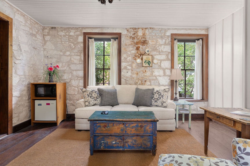 Absolut Charmante Itz Inn Back Privacy Suite Für 4 Personen In Der Main Street! - Fredericksburg, TX