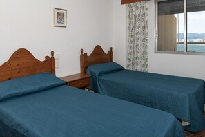 1 bedroom, iron/ironing board, WiFi, bed sheets - FLORAZAR 2, VI-11-C (Cullera)