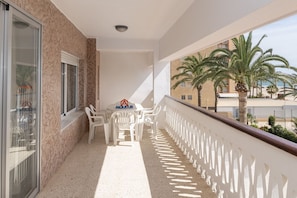 Outdoor dining - LIDER, 2-G (Cullera)