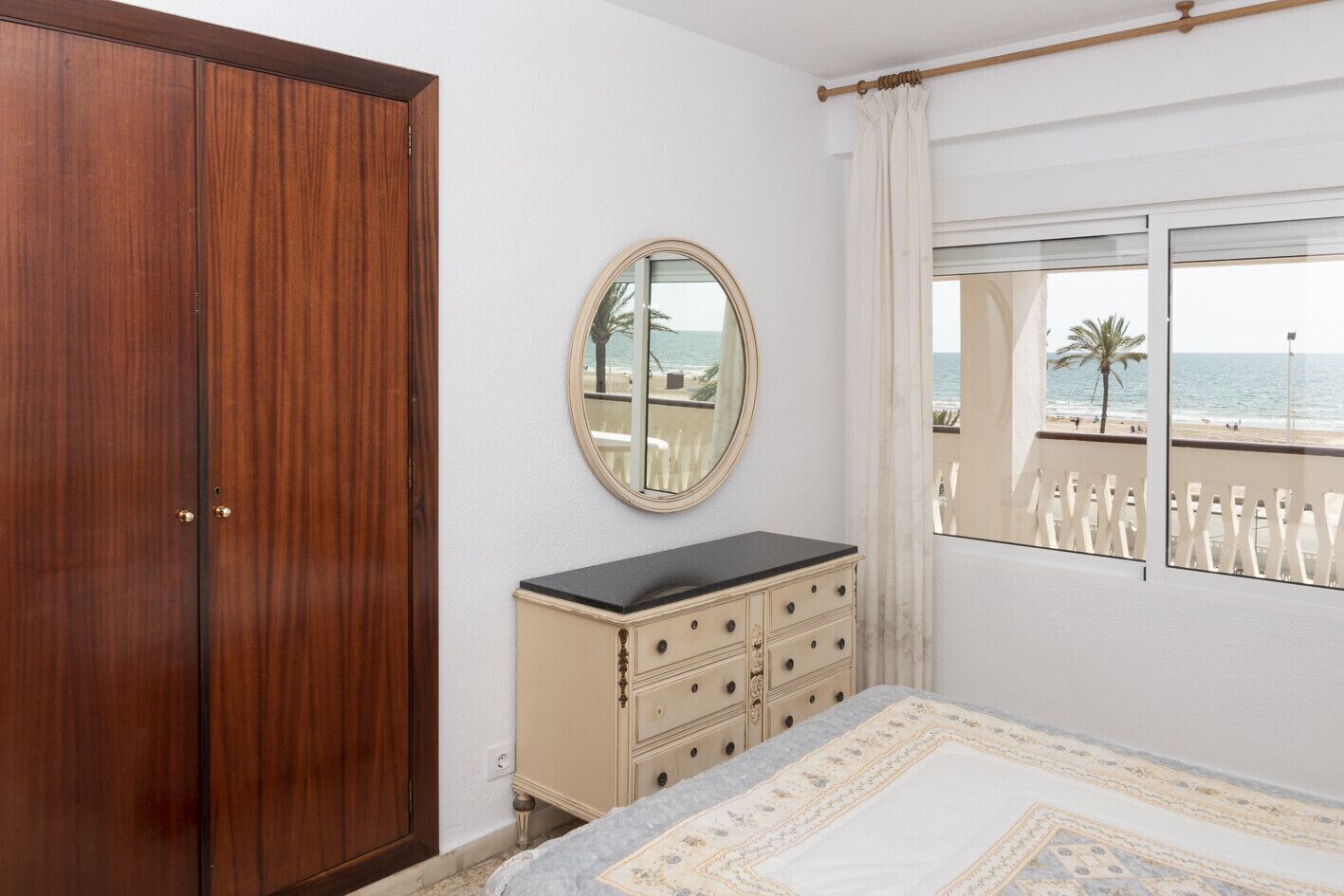 3 Schlafzimmer, Bügeleisen/Bügelbrett, Bettwäsche