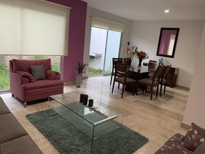 Living area - Comfortable and spacious residence in Veracruz  (Veracruz)