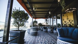 Outdoor dining - Konyak Hotel (Yerevan)