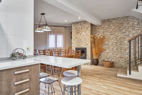 CASCORRO COMPLETE RURAL HOUSE