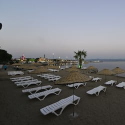 Private beach, beach shuttle, sun-loungers, beach umbrellas