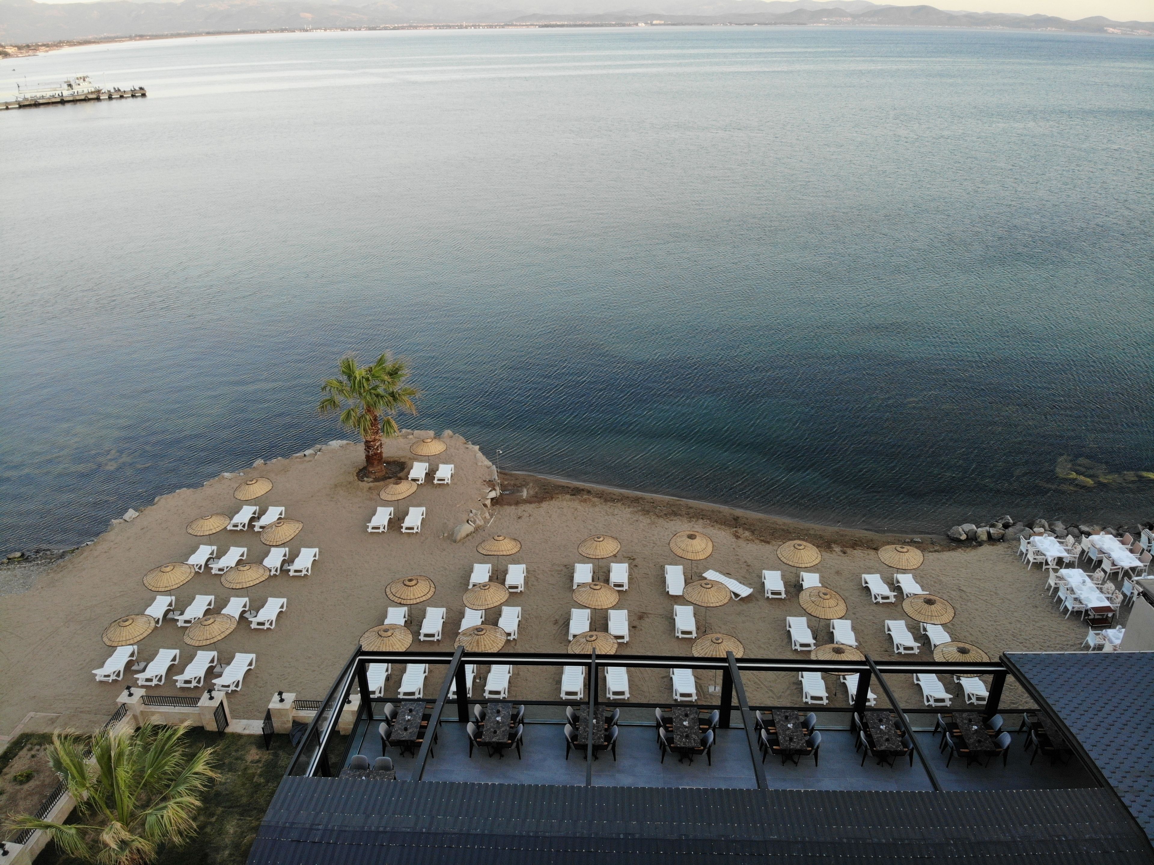 Private beach, beach shuttle, sun-loungers, beach umbrellas