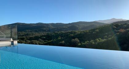 Beautiful air-conditioned villa with heated pool on porticcio in south Corsica