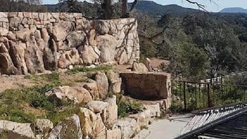 Enceinte de lâhĂ©bergement