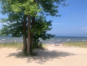 Na praia