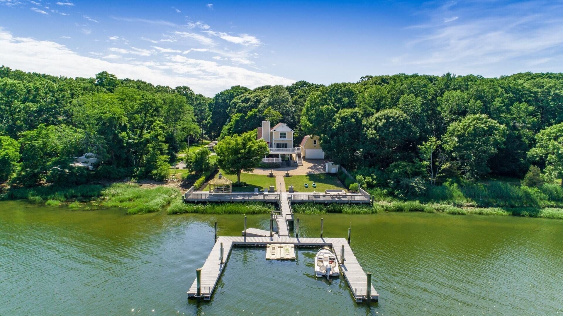 Waterfront in Mattituck