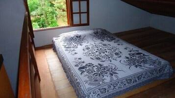 3 habitaciones, tabla de planchar con plancha y wifi