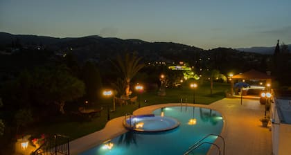 ANASIA COTTAGE: TU PROPIA PENÍNSULA